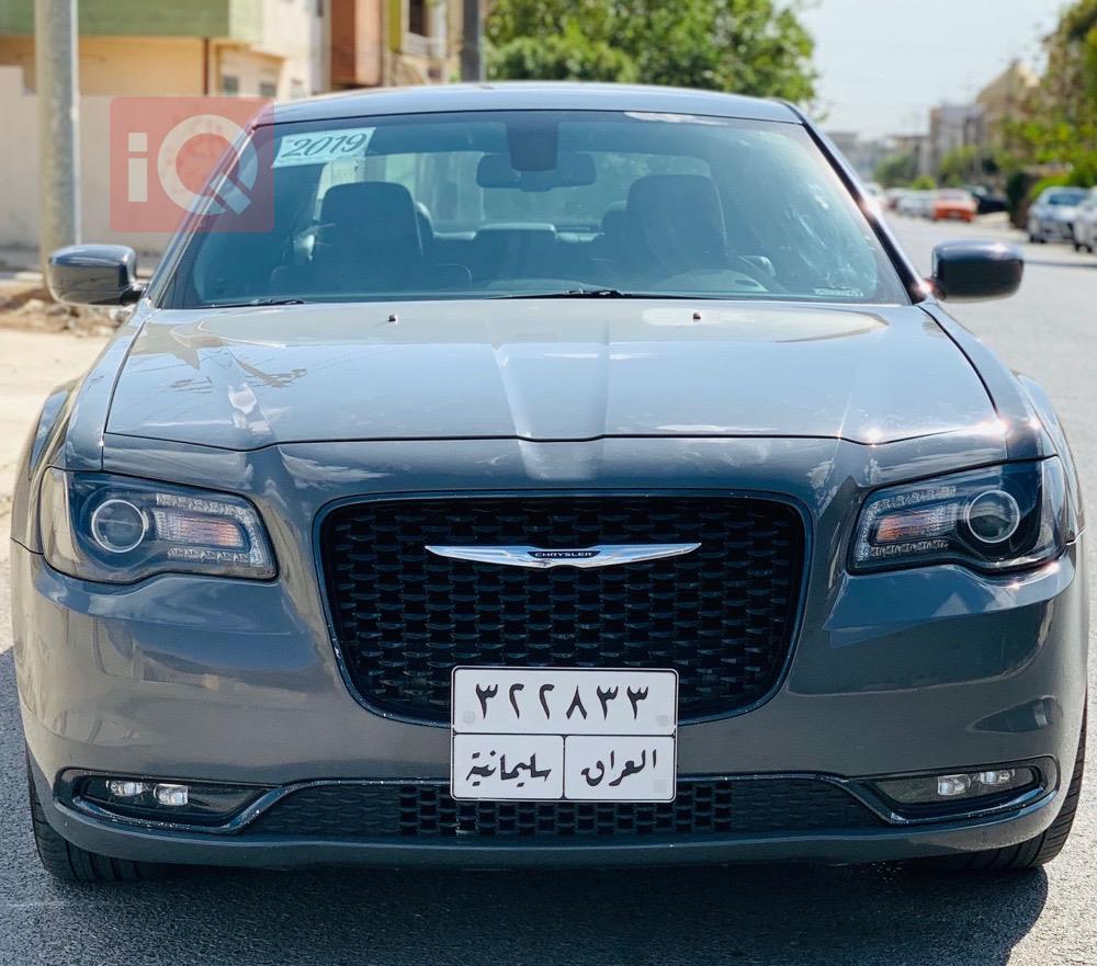 كرايسلر 300